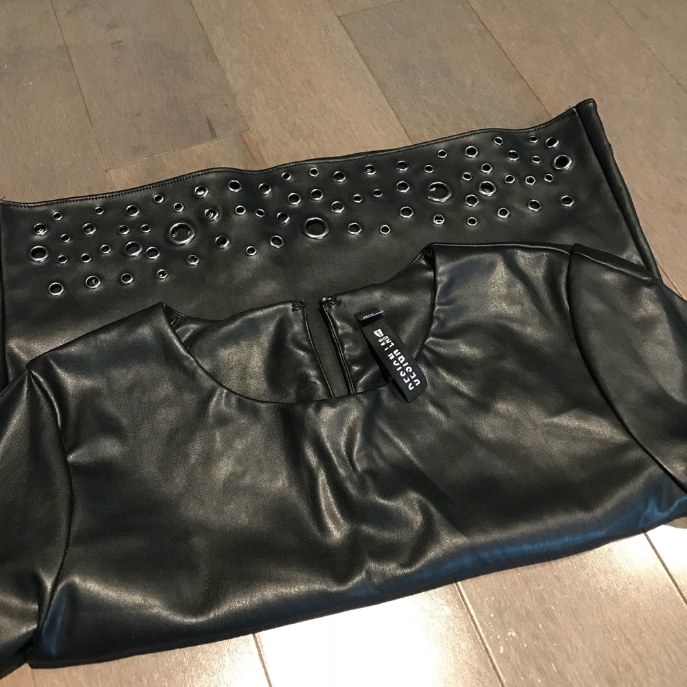 Design Lab Faux Leather Top - Picture 4 of 4
